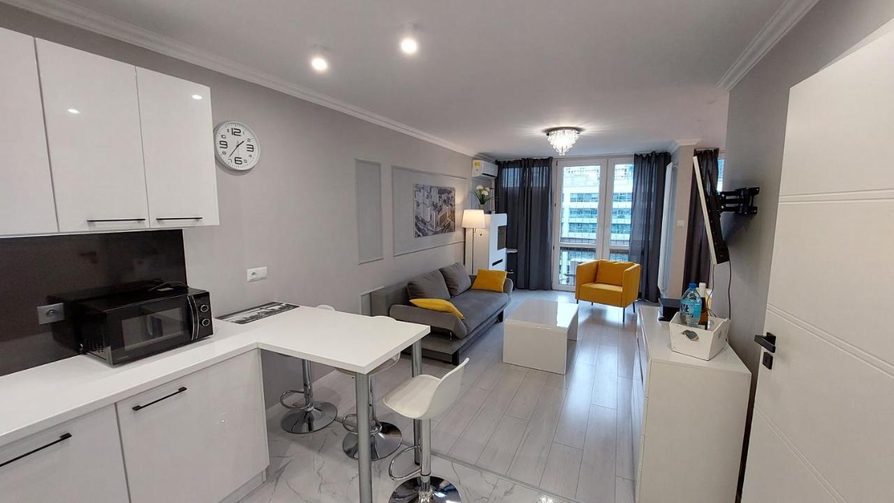Elegancki Apartament W Sercu Warszawy Warsaw Luaran gambar